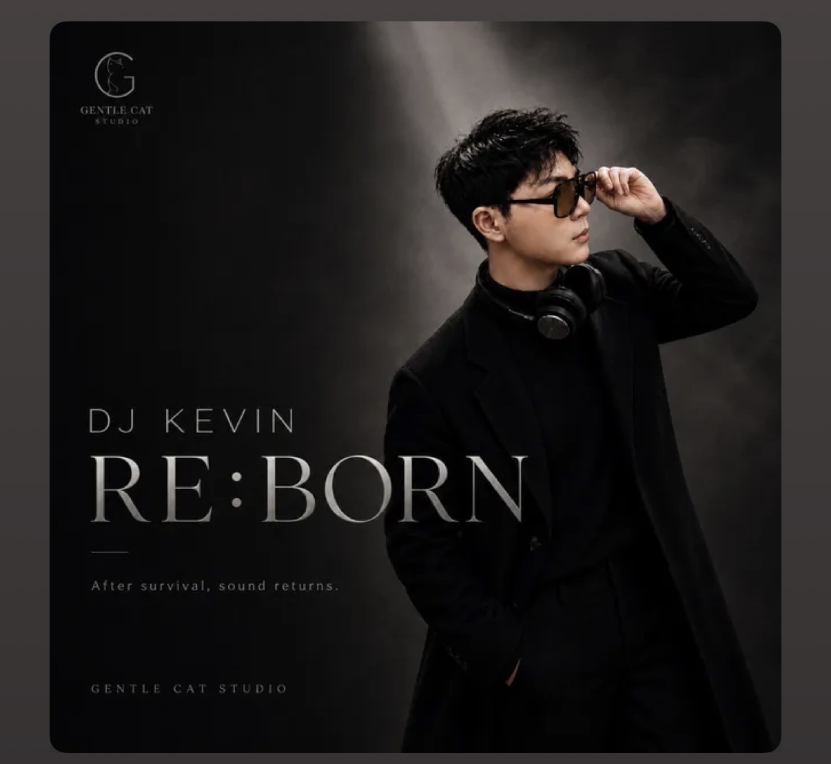 re:BORN album cover